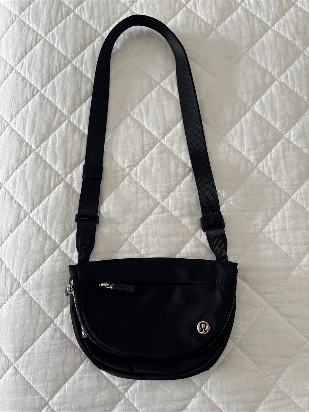 lululemon athletica Black Small Crossbody Bag with Adjustable Strap